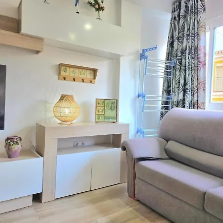 Pearl One Bedroom Full Kitchenapartment Center By Namaste Elite * Torremolinos