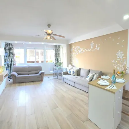 Apartment Pearl One Bedroom Full Kitchenapartment Center By Namaste Elite